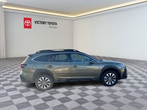 Used 2024 Subaru Outback Limited XT image 2