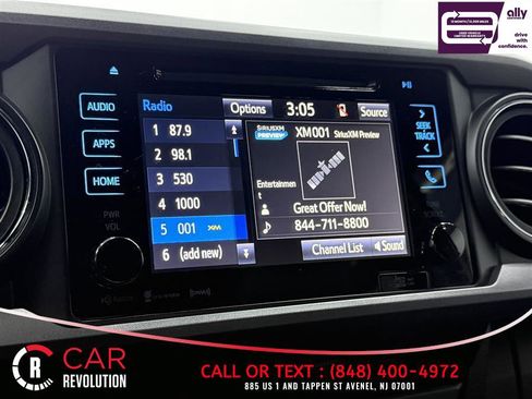 Used 2018 Toyota Tacoma TRD Sport AWD/4WD image 18