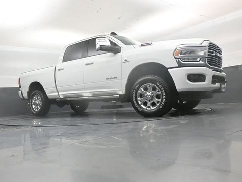 Used 2024 RAM 2500 Laramie AWD/4WD image 38