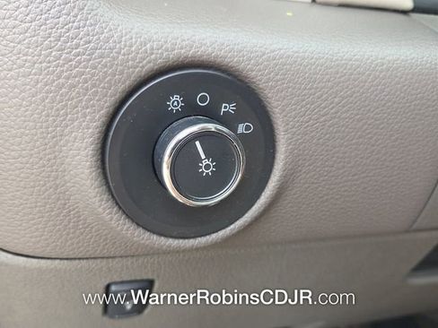 Used 2016 Lincoln Navigator L Select RWD image 31