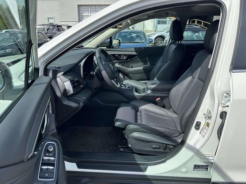 Certified 2025 Subaru Outback Limited AWD/4WD image 15