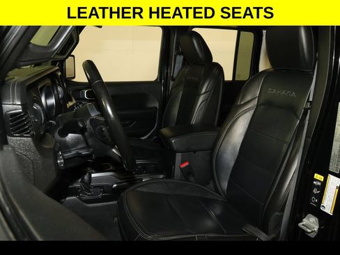 Used 2022 Jeep Wrangler Unlimited Sahara w/ LED Lighting Group AWD/4WD image 4