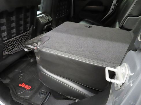 Used 2021 Jeep Gladiator Mojave image 52