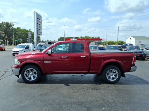 Used 2015 RAM 1500 Laramie w/ Convenience Group AWD/4WD image 7
