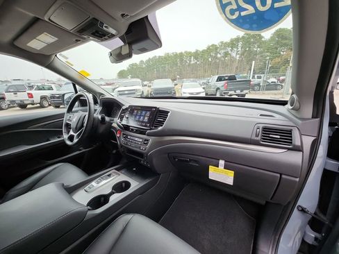 Used 2025 Honda Ridgeline RTL image 33