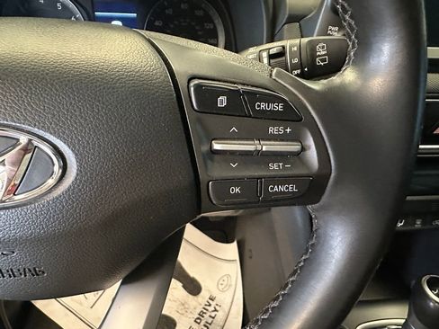 Used 2019 Hyundai Kona Limited AWD/4WD image 12