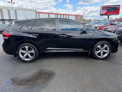 Used 2014 Toyota Venza Limited image 7