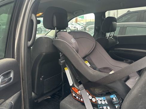 Used 2019 Dodge Durango SXT image 19