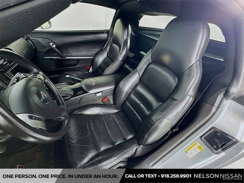 Used 2009 Chevrolet Corvette Coupe w/ Preferred Equipment Group image 21