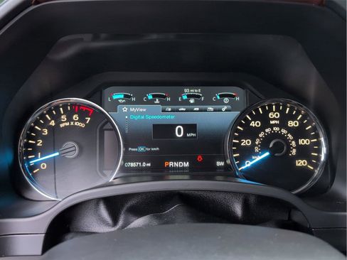 Used 2018 Ford F150 Platinum w/ Equipment Group 701A Luxury AWD/4WD image 24