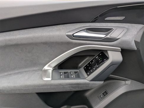 New 2025 Audi SQ5 Premium Plus image 10