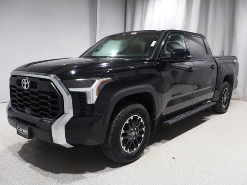 Used 2025 Toyota Tundra SR5 image 6