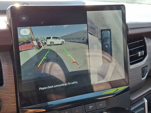 Used 2023 Ford Expedition Max Limited image 21