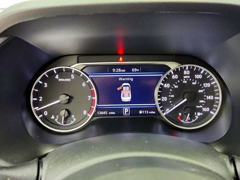 Used 2025 Nissan Sentra SR FWD image 13