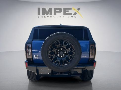 Used 2024 GMC Hummer EV 2X AWD/4WD image 4