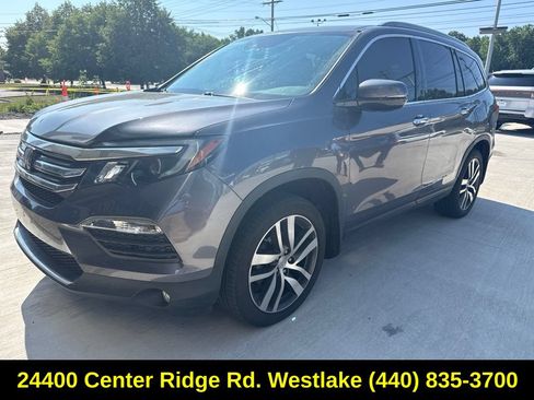 Used 2017 Honda Pilot Elite image 2