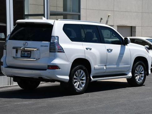 Used 2018 Lexus GX 460 Premium w/ Premium Package AWD/4WD image 8