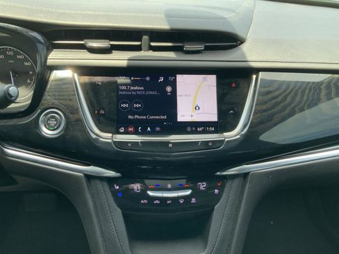 Used 2021 Cadillac XT6 Premium Luxury AWD/4WD image 37