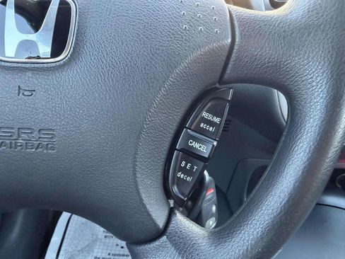 Used 2005 Honda Civic Hybrid Sedan image 26