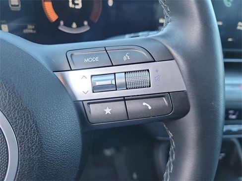 Used 2024 Hyundai Kona SEL image 29
