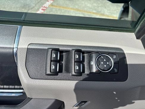 Used 2019 Ford F150 XLT AWD/4WD image 17