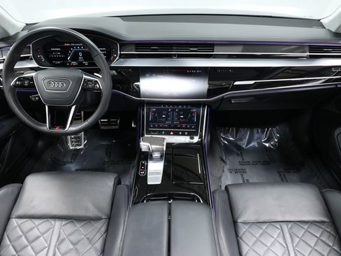 Used 2023 Audi S8 w/ S8 Comfort Plus Package AWD/4WD image 45