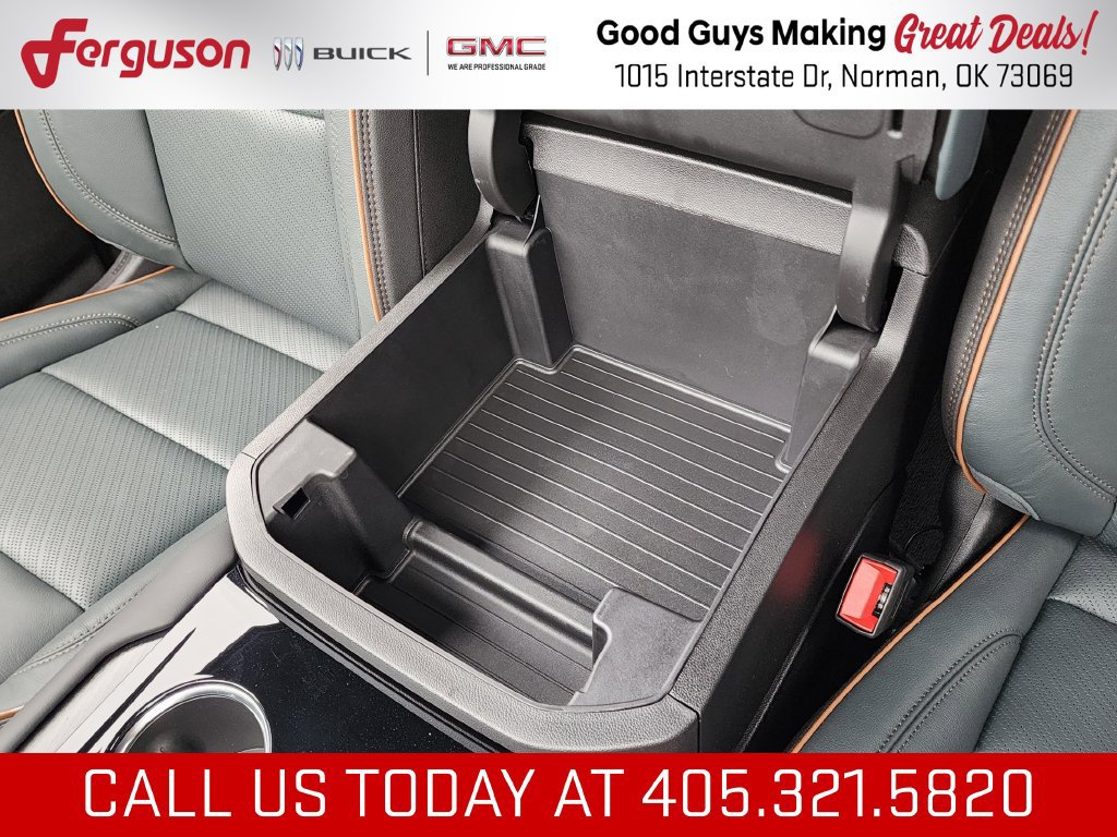 New 2026 GMC Yukon AT4 w/ AT4 Premium Plus Package AWD/4WD image 36