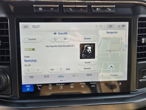 Used 2024 Ford F350 Lariat w/ Lariat Ultimate Package image 15