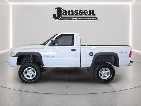 Used 2001 Dodge Ram 1500 Truck 4x4 Regular Cab image 2