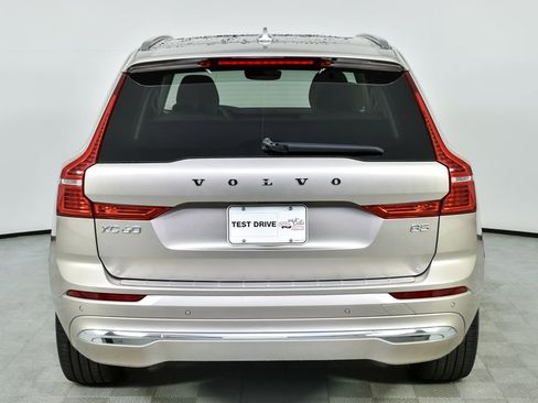 Certified 2023 Volvo XC60 B5 Ultimate w/ Protection Package Premier image 31