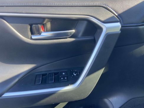 Used 2020 Toyota RAV4 XSE image 20