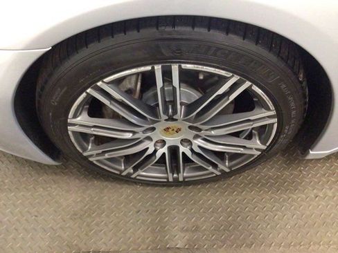 Used 2016 Porsche Panamera Edition image 30