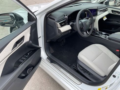 New 2026 Toyota Camry XLE FWD image 9