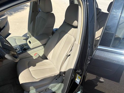 Used 2015 Lincoln MKX FWD image 35