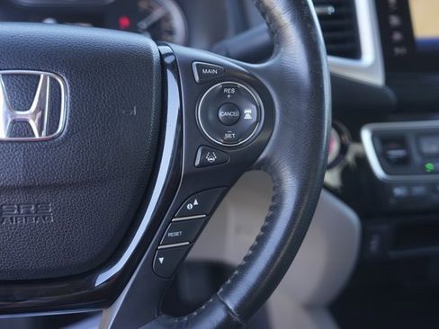 Used 2018 Honda Ridgeline RTL-E image 24