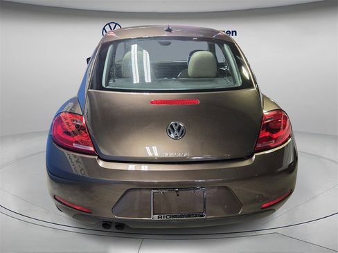 Used 2014 Volkswagen Beetle 1.8T image 4