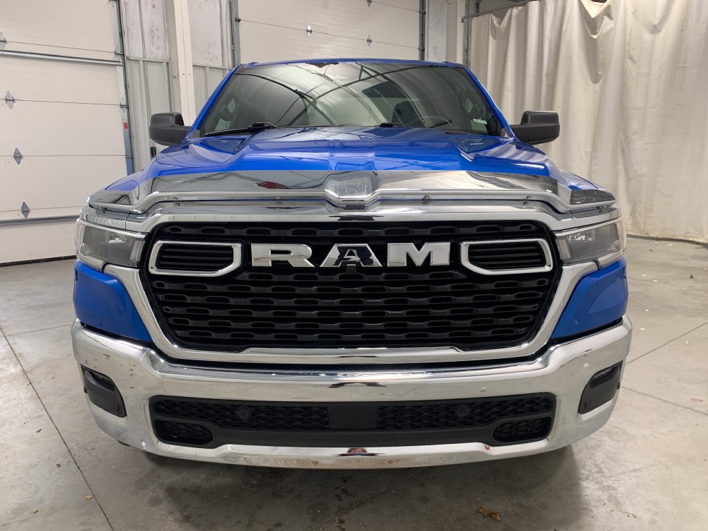 Used 2025 RAM 1500 Big Horn AWD/4WD image 15