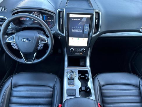 Used 2024 Ford Edge SEL AWD/4WD image 15