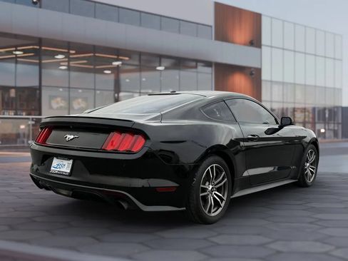 Used 2017 Ford Mustang Premium RWD image 9