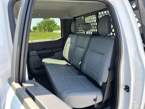 New 2026 Ford F350 XL w/ XL Chrome Package AWD/4WD image 9