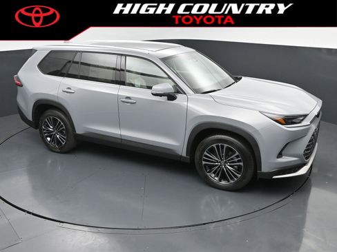New 2026 Toyota Grand Highlander AWD Hybrid image 34