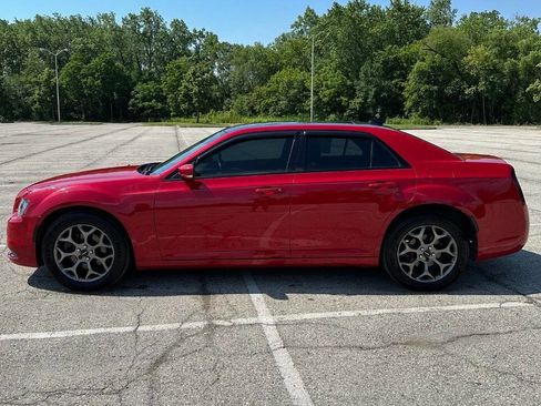 Used 2015 Chrysler 300 S w/ 300S Premium Group image 2