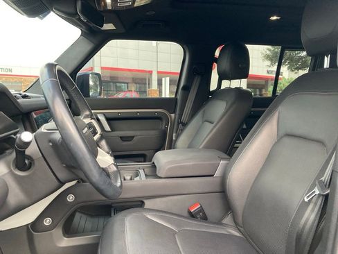 Used 2023 Land Rover Defender 110 X-Dynamic SE AWD/4WD image 10