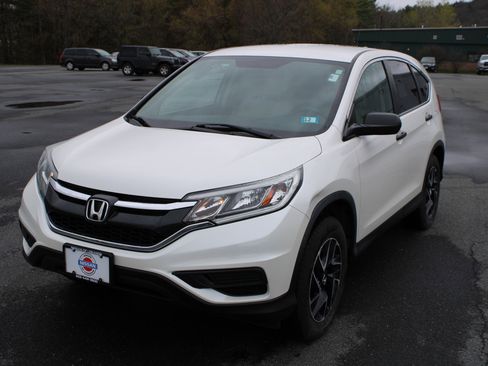 Used 2016 Honda CR-V SE image 2