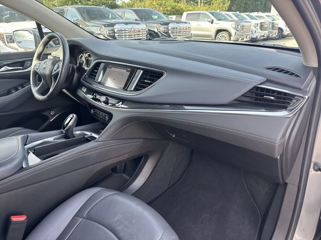Used 2018 Buick Enclave Essence FWD image 28