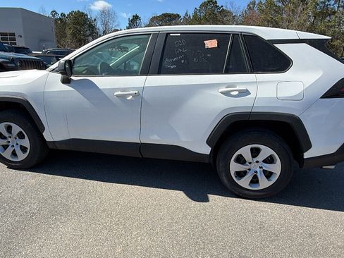 Used 2024 Toyota RAV4 LE image 11