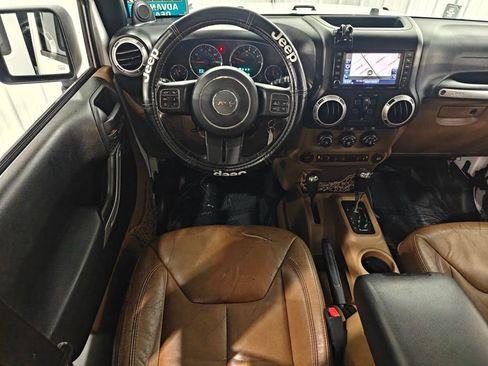 Used 2013 Jeep Wrangler Unlimited Sahara w/ Dual Top Group image 4