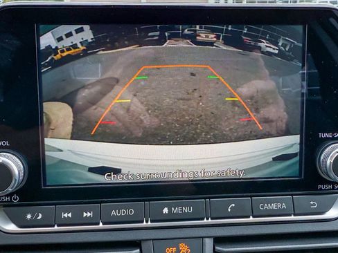 New 2025 Nissan Altima 2.5 SR image 13