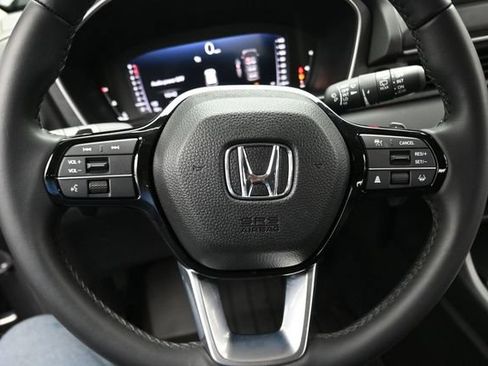 Certified 2026 Honda Pilot Touring image 15