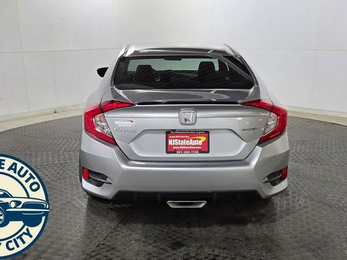 Used 2019 Honda Civic Sport image 6